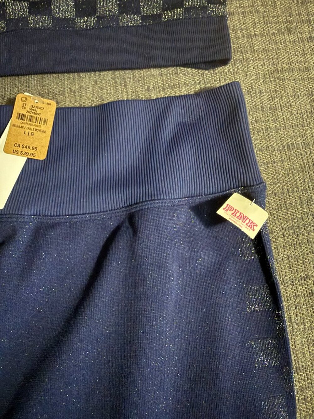 Jogging Set - Picture 3 of 7